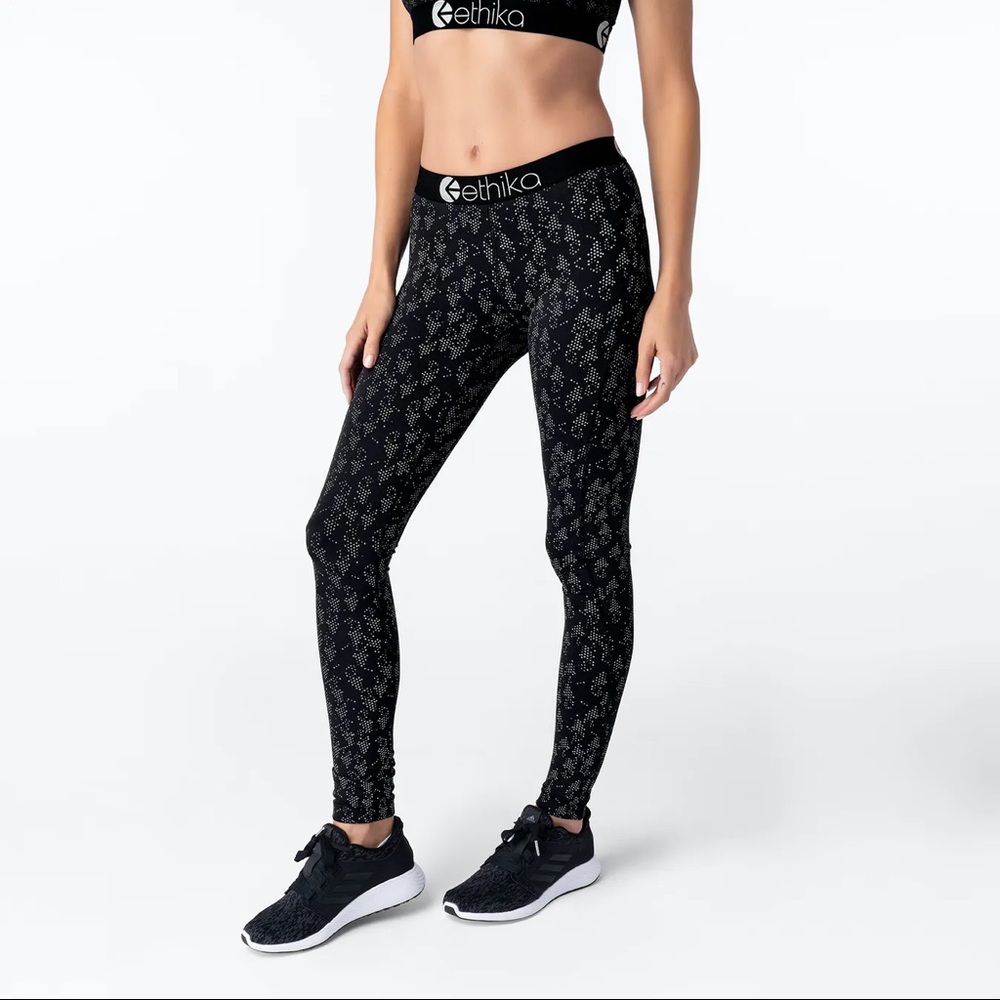 ETHIKA Subzero Reflective Set - Picture 2 of 6